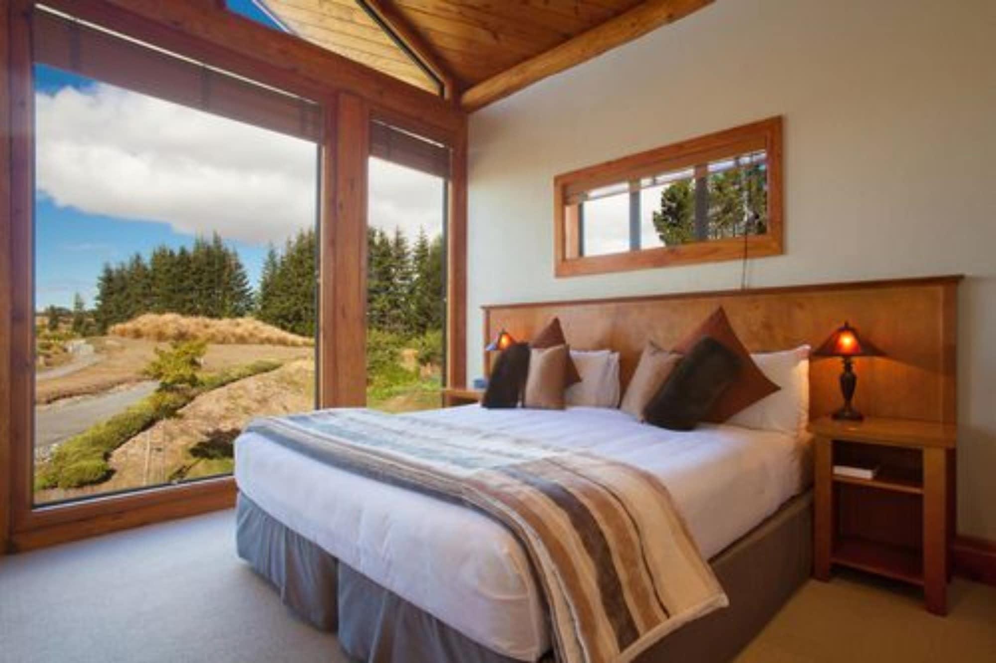 Fiordland Lodge Te Anau Bagian luar foto