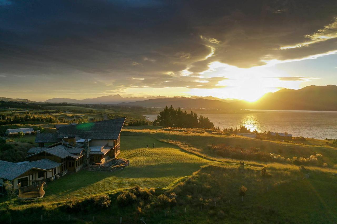 Fiordland Lodge Te Anau Bagian luar foto